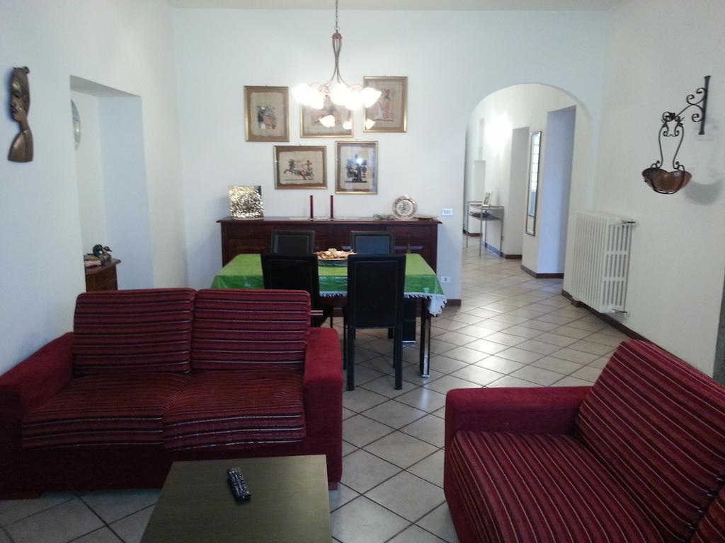 ברגמו B&B Smeraldo Airport חדר תמונה